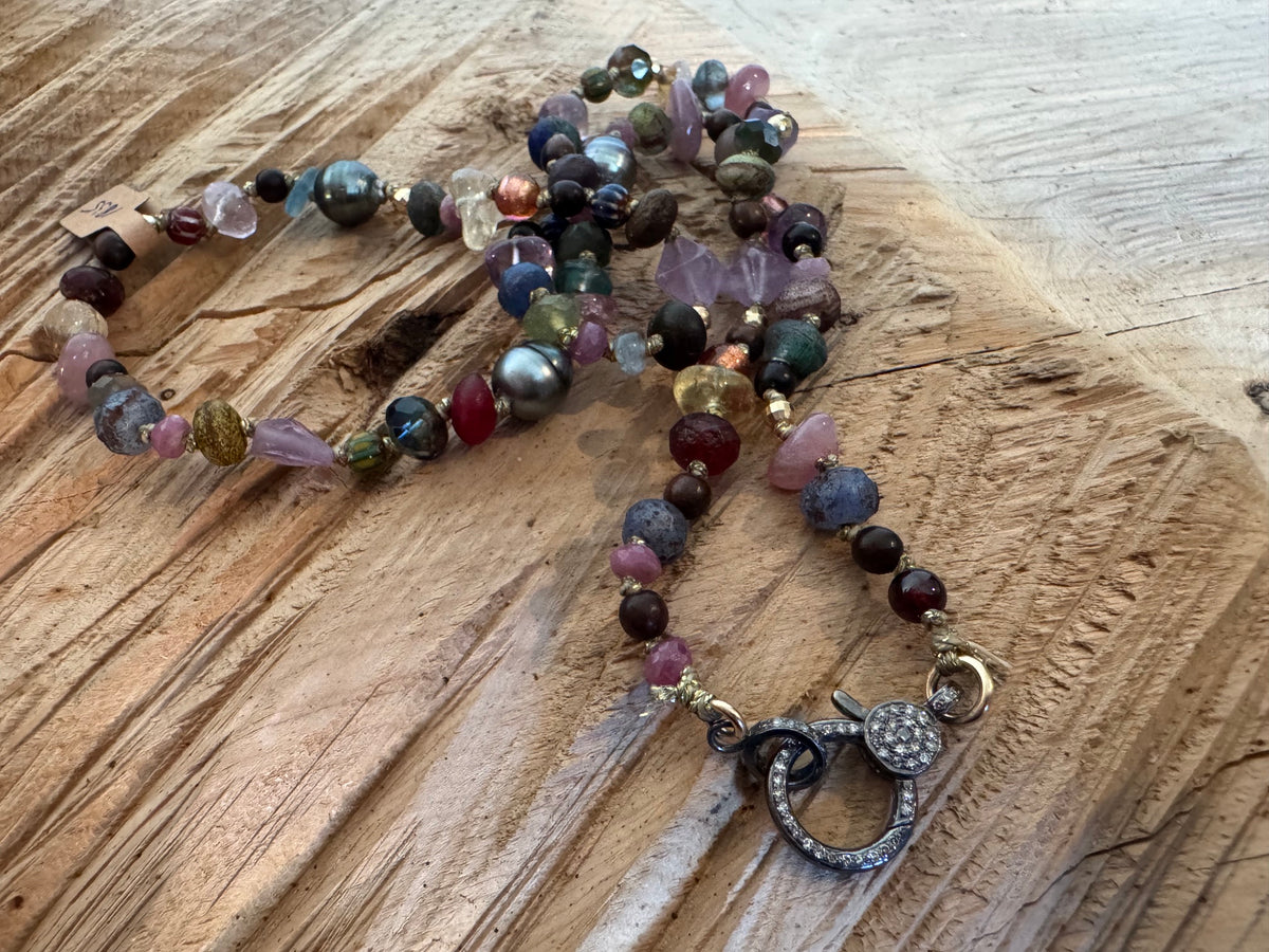 Collier Rosa Salva