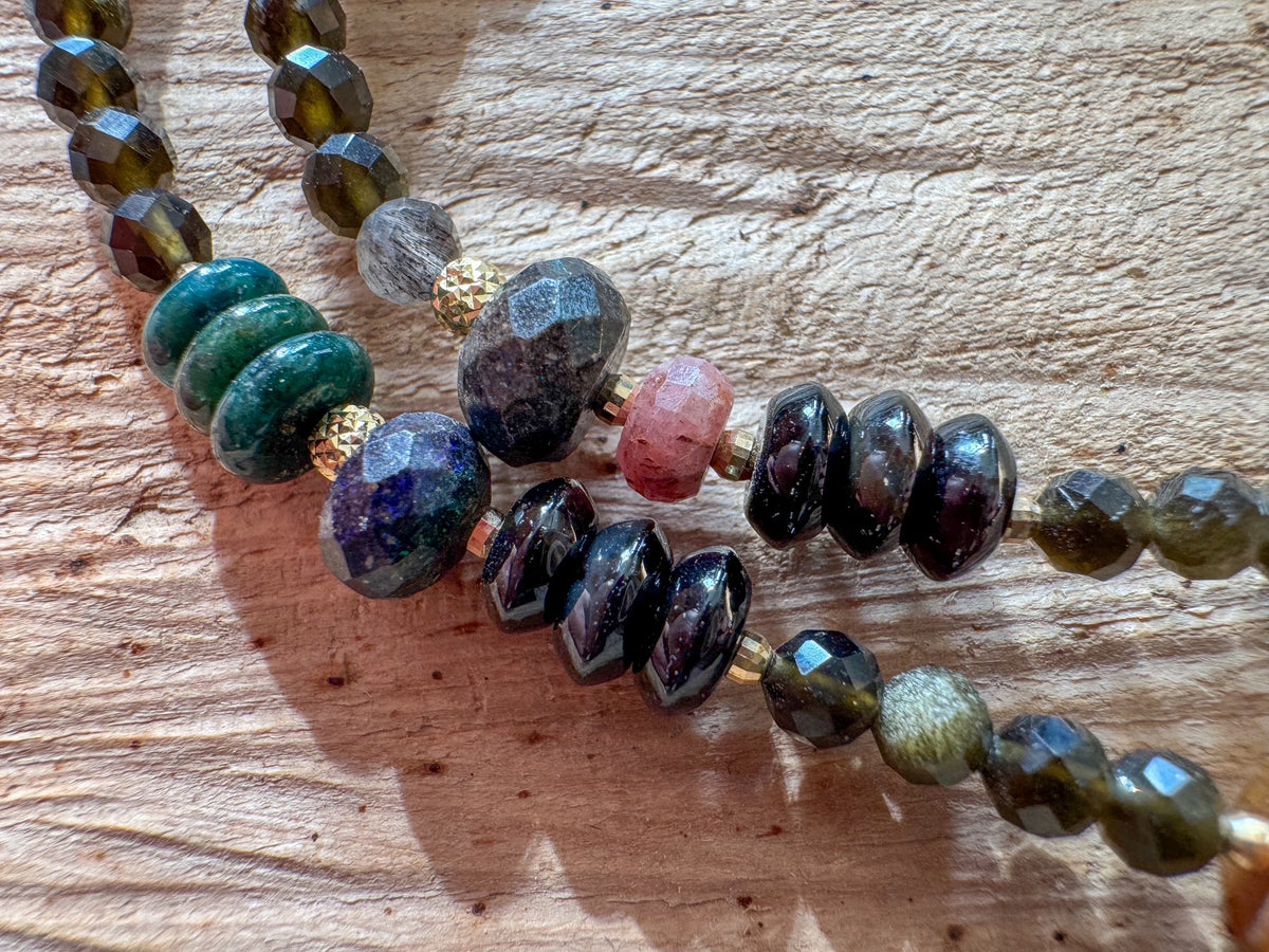 Multistone and pearl necklace