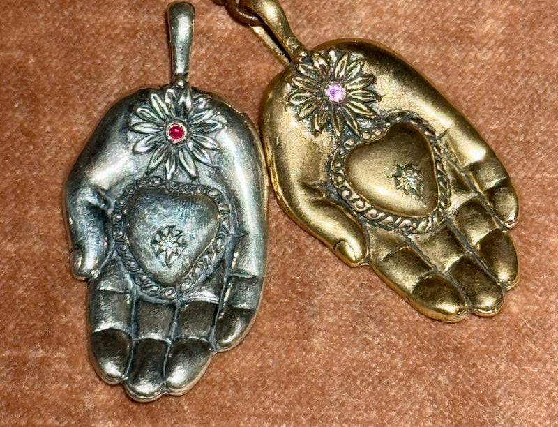 Mana Hand