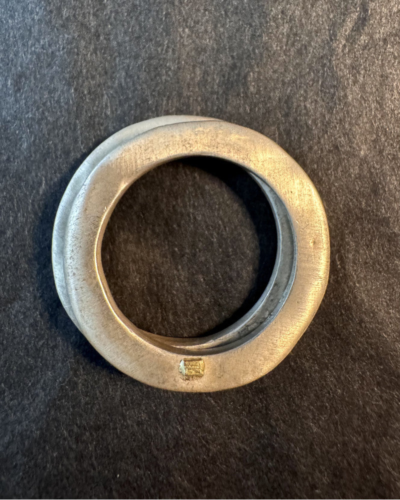 Very simple ring