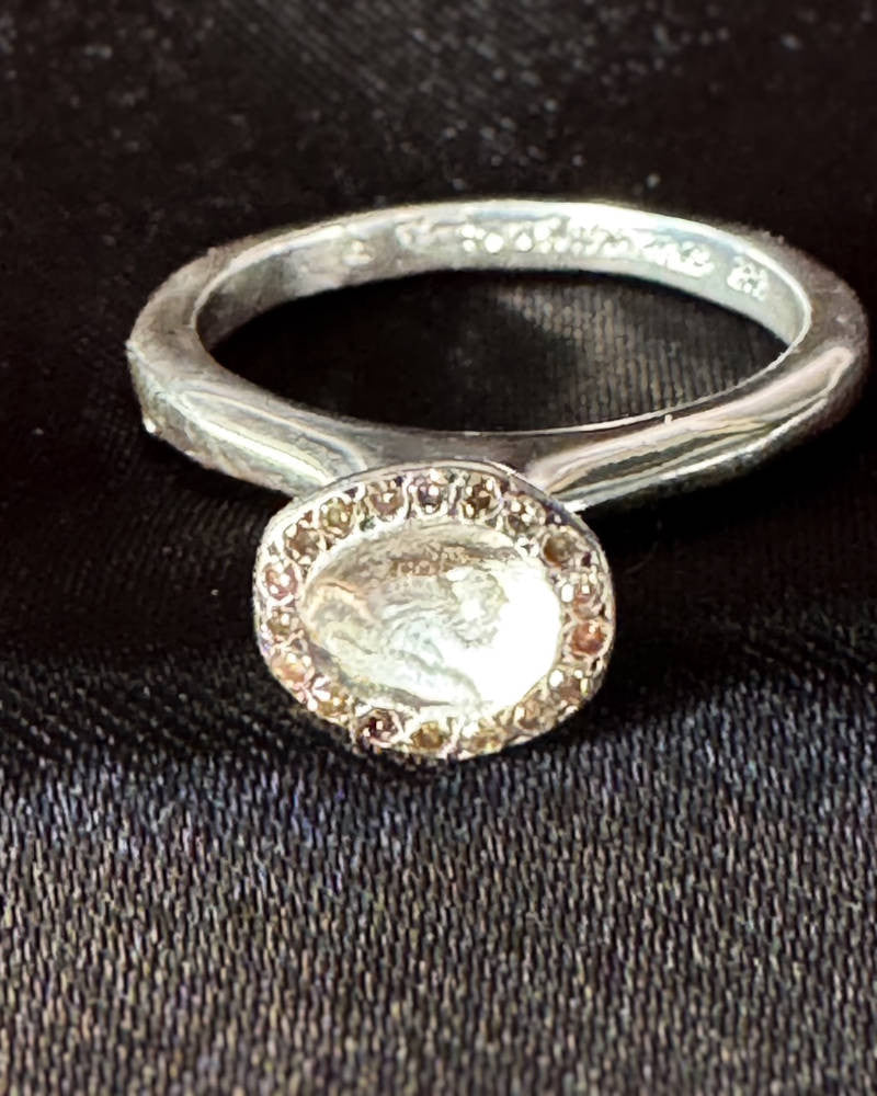 Small diamond pavé ring