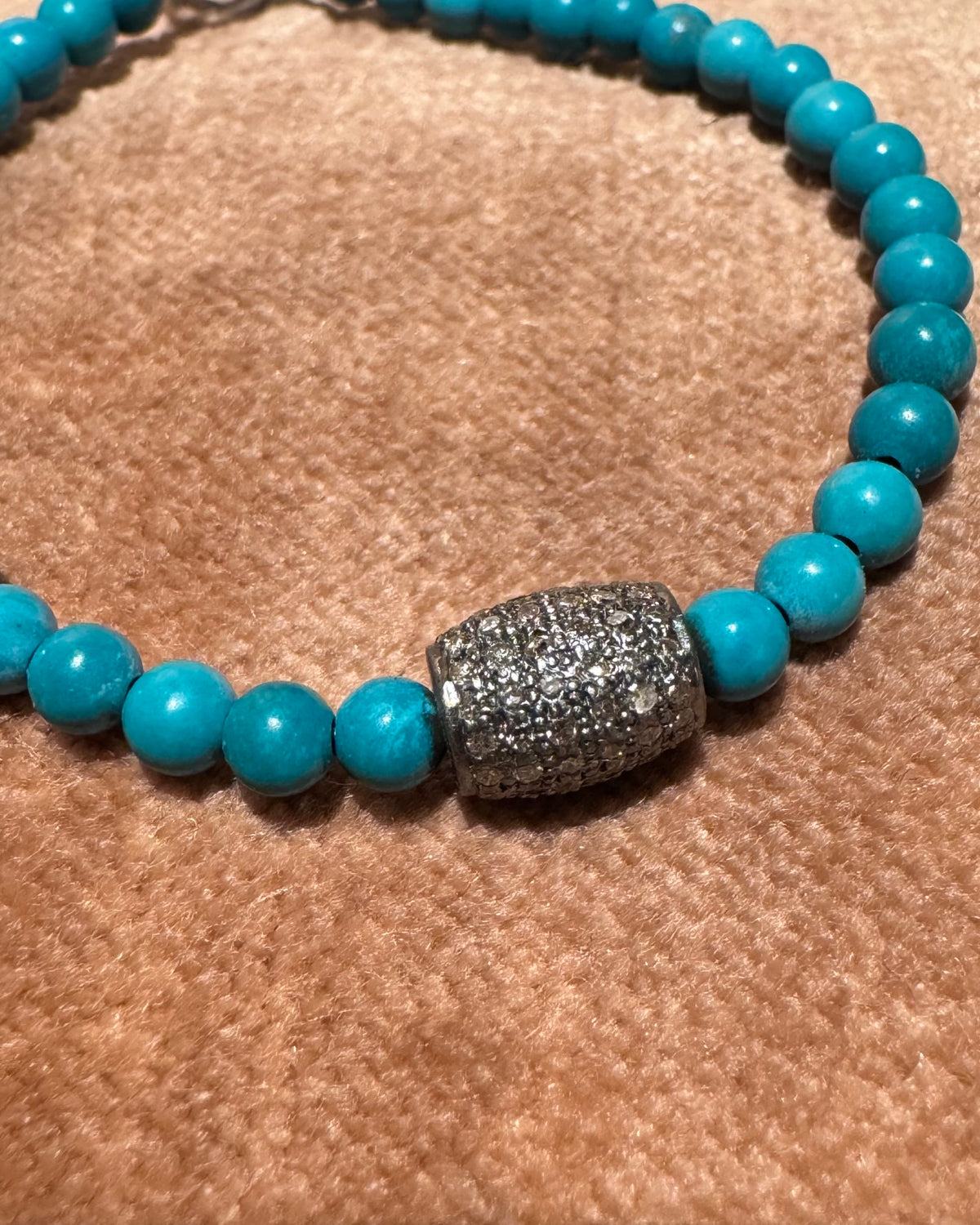 Bracelet turquoises et diamants