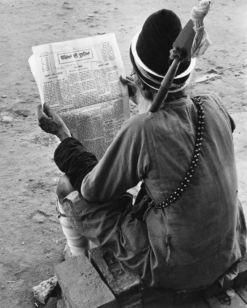 The man with the newspaper