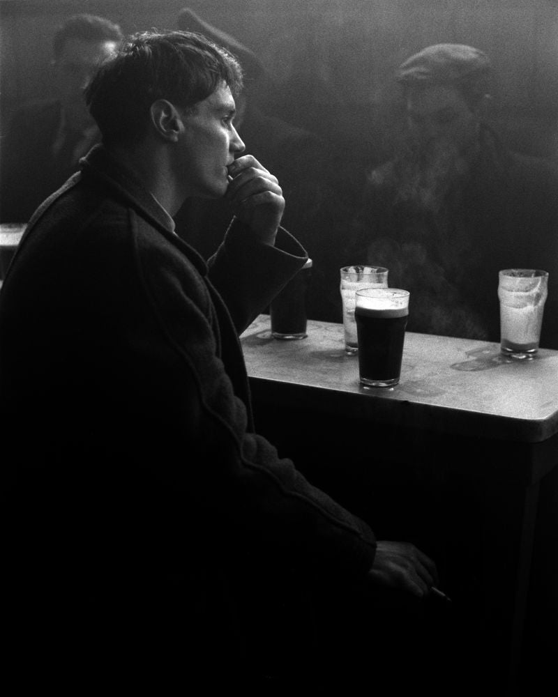 [Dublin, Stout man] - Hans Silvester, silver gelatin print