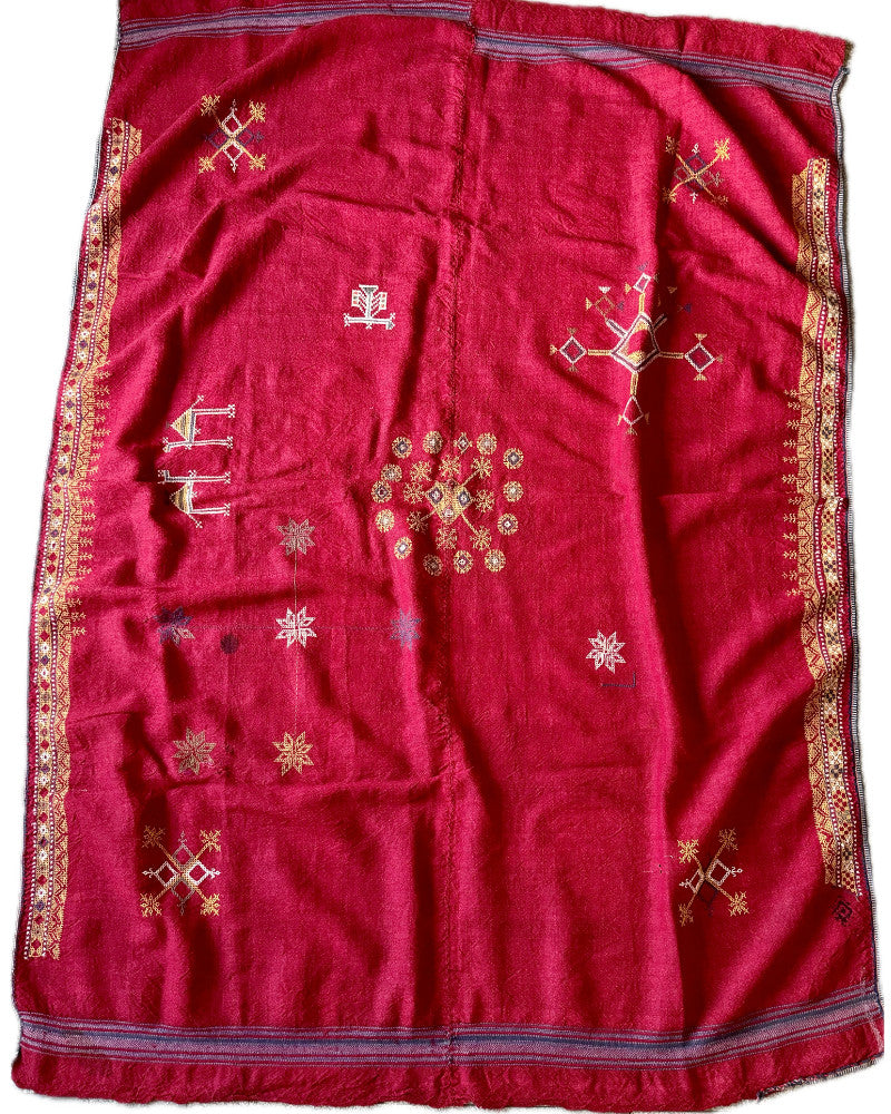 Antique shawl of the Thar Desert nomads