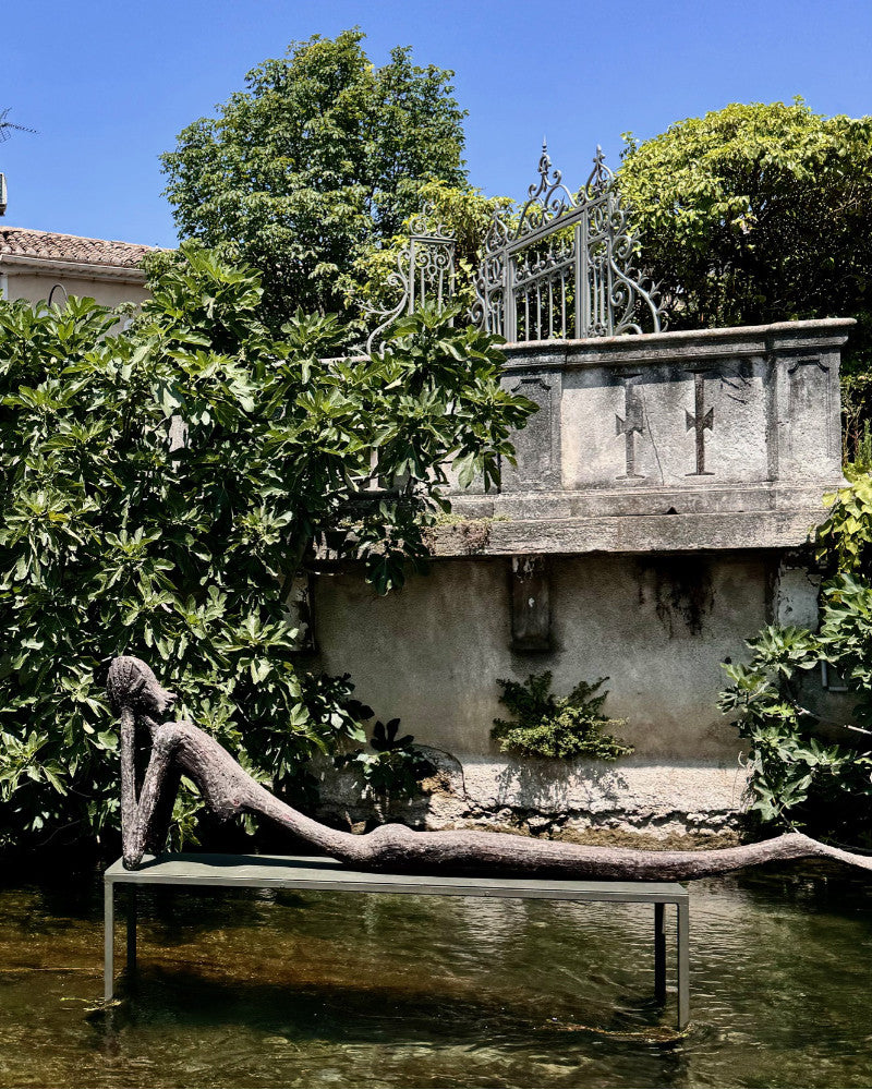 Statue d’une sirène par Ndary Lo