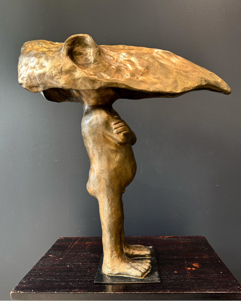 Statue en bronze, Masque long bec